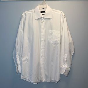 White Karako Button Down Dress Shirt 15.5 32/33 ⭐️ 3 for $20